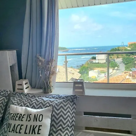 Penthouse Perla, Vasiliko דירה צרבו