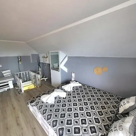 דירה Penthouse Perla, Vasiliko צרבו