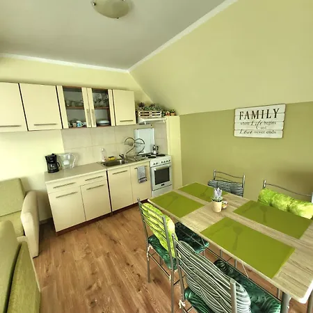 דירה Penthouse Perla, Vasiliko צרבו
