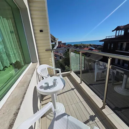Penthouse Perla, Vasiliko * Zarewo