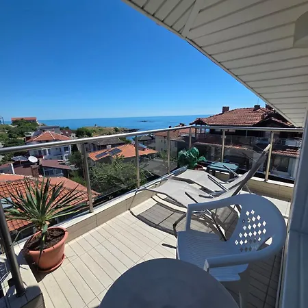 דירה Penthouse Perla, Vasiliko