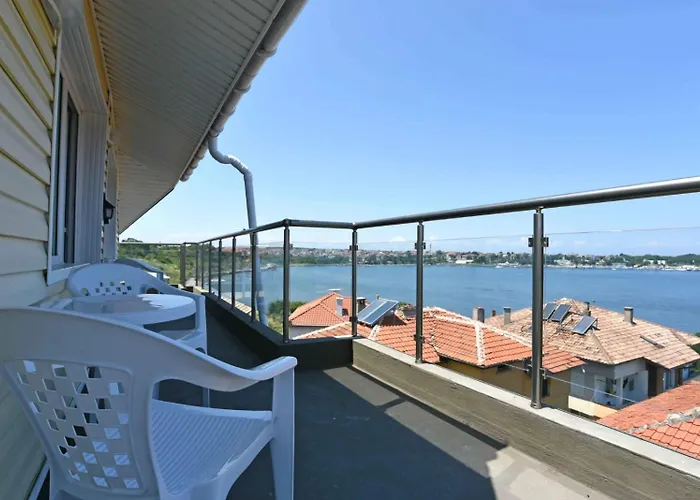Penthouse Perla, Vasiliko Διαμέρισμα